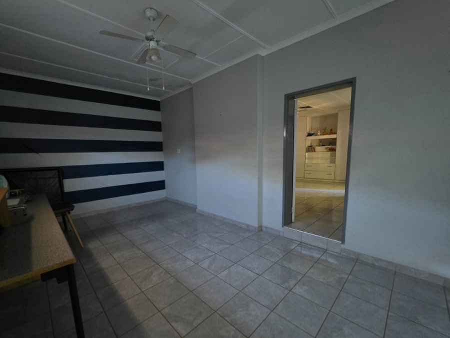 4 Bedroom Property for Sale in Oosterville Northern Cape